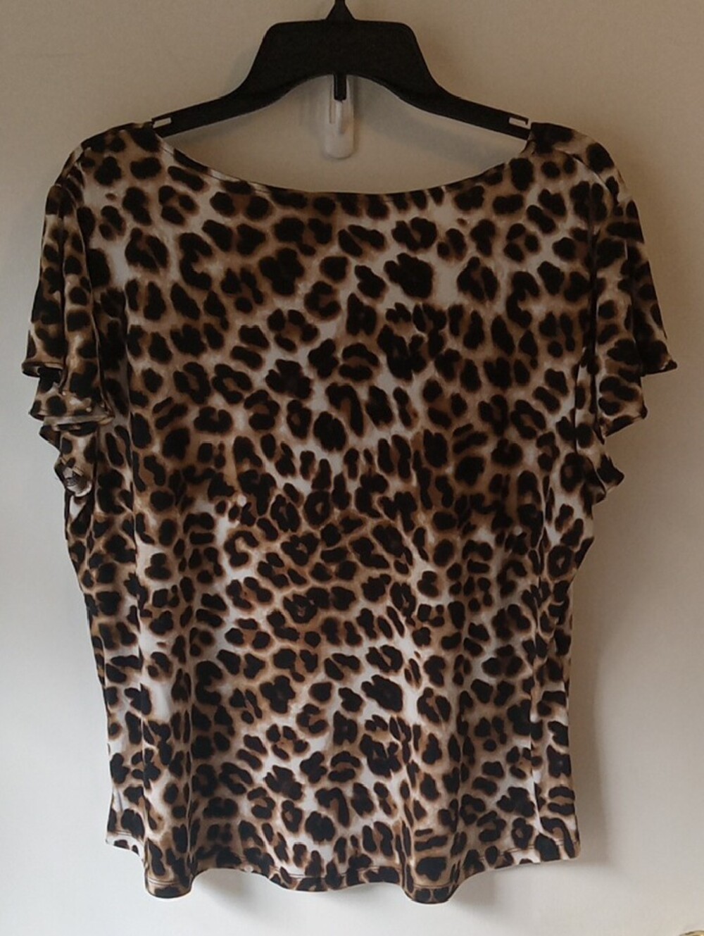 7th Avenue Leopard Print Flutter Sleeve Top - Picture 2 of 4